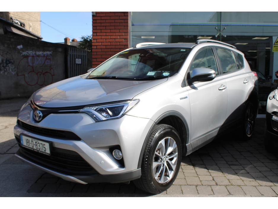 2018 Toyota Rav4 - image 3