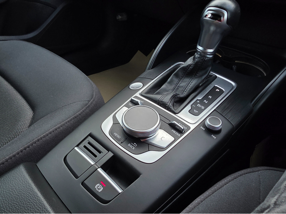 2018 Audi A3 ( 182 REG ) 1.4 TFSI NAVI VIRTUAL CLOCKS ANDROID AUTO CARPLAY BLIND SPOT LANE ASSIST REAR TRAFFIC ASSIST €18,950