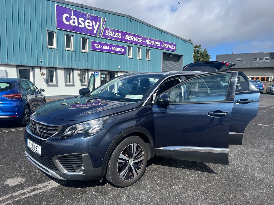 2019 Peugeot 5008 - image 6