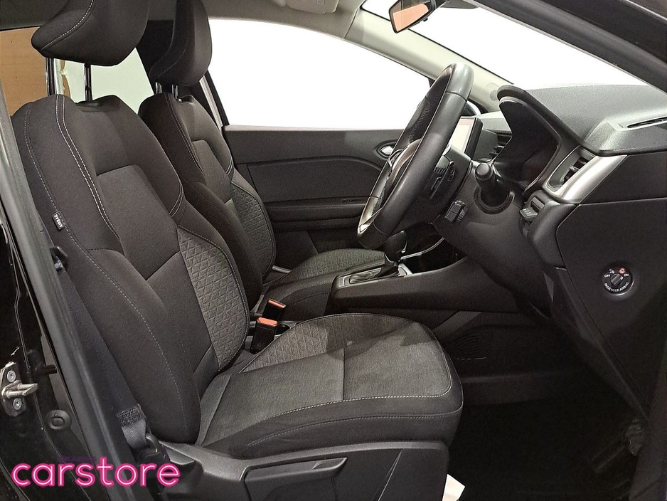 2023 Renault Captur - image 12