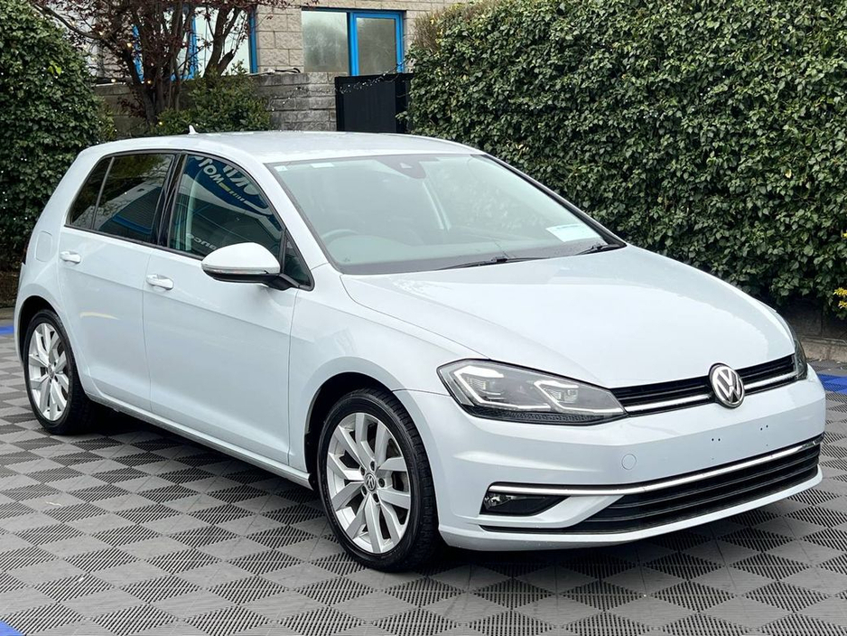 2017 Volkswagen Golf - image 15