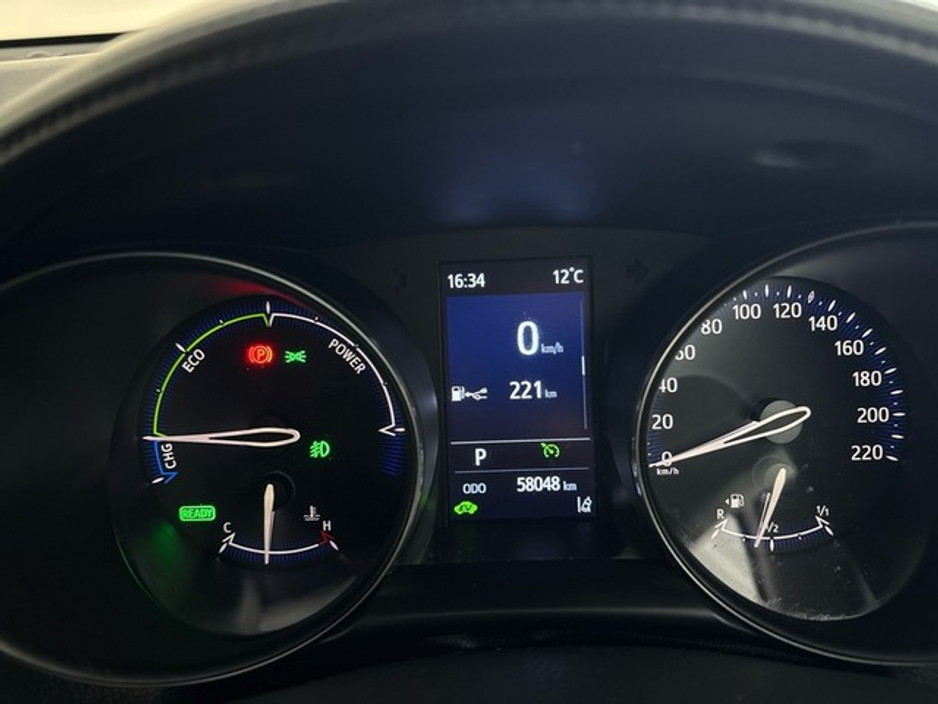 2020 Toyota C-HR - image 18