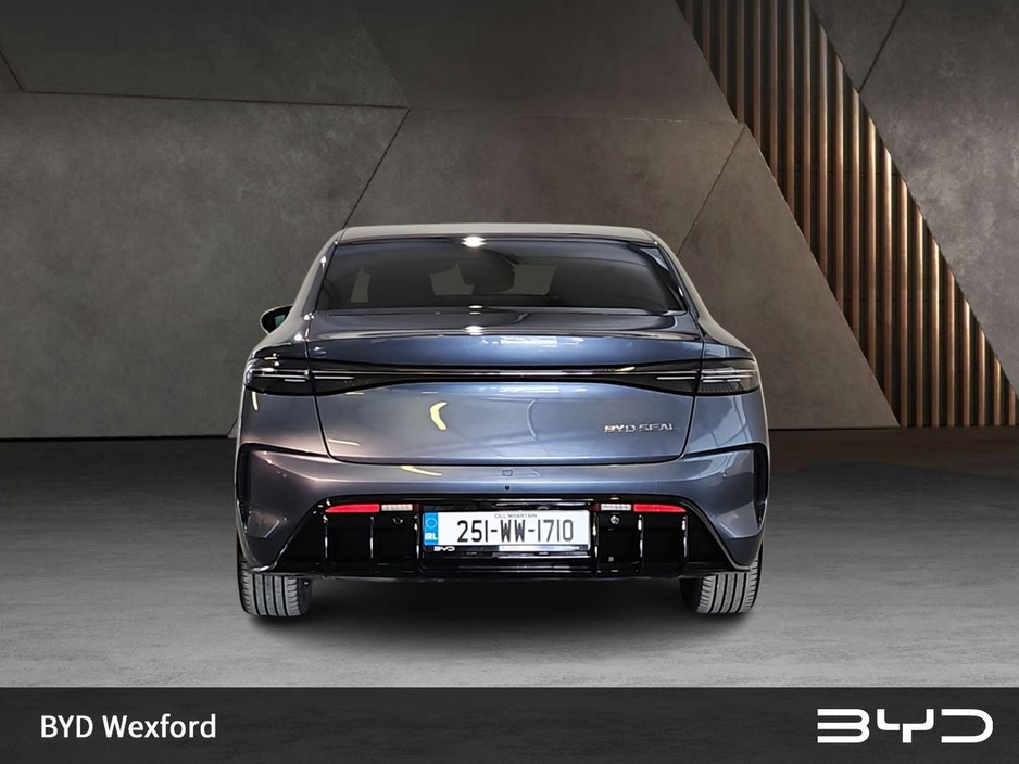 2025 BYD Seal - image 16