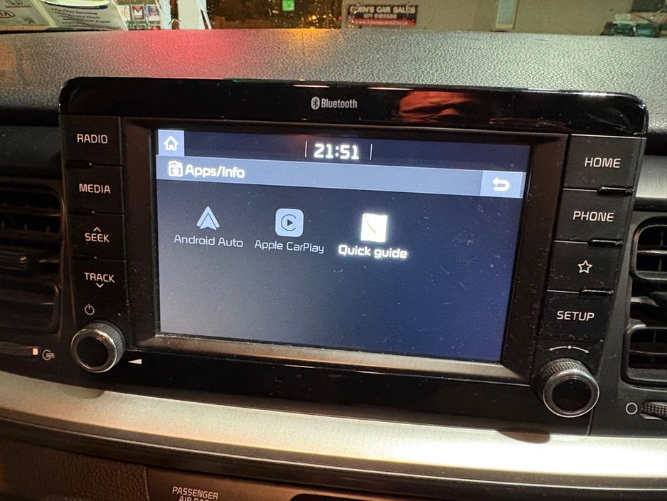 2019 Kia Stonic - image 8