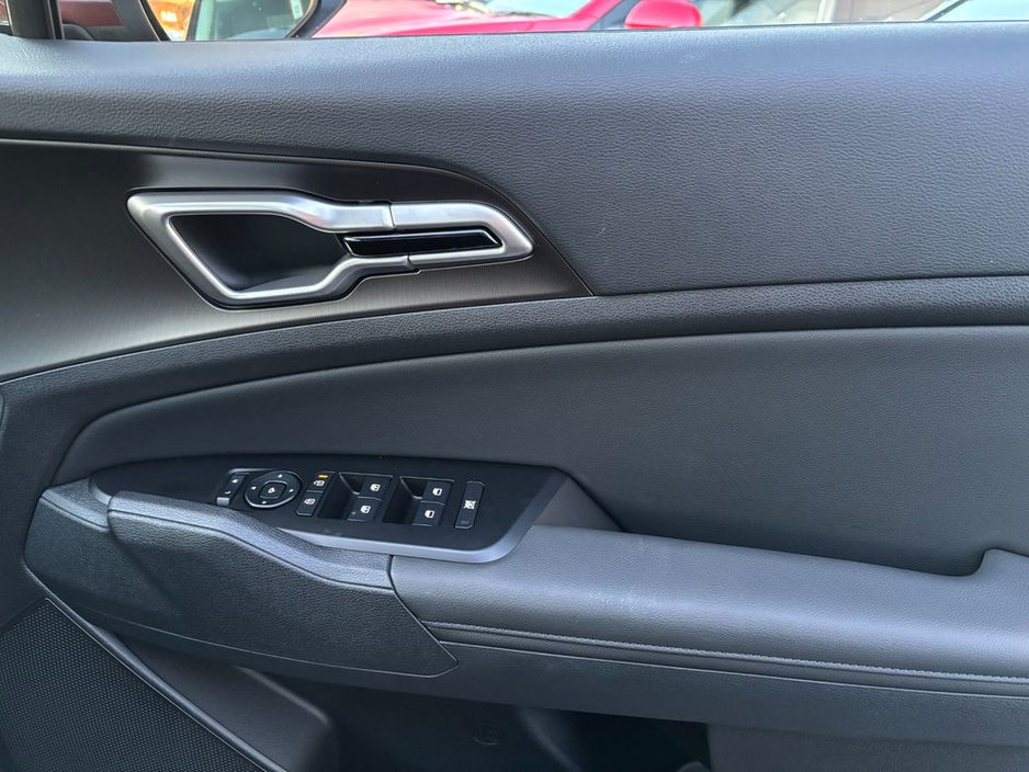 2026 Kia Sportage - image 10