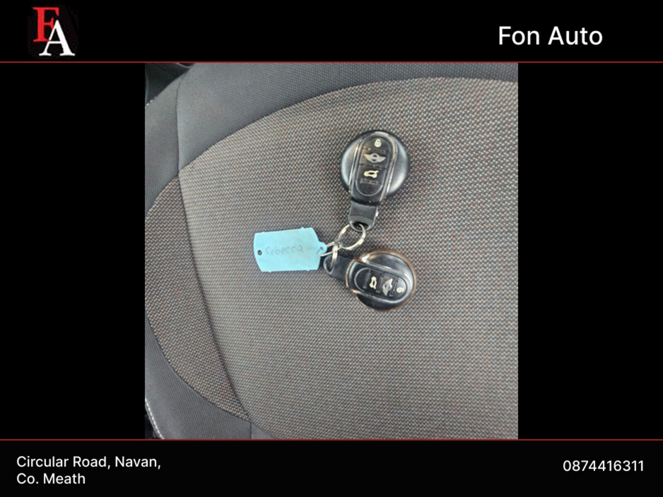 2015 MINI Hatch - image 29