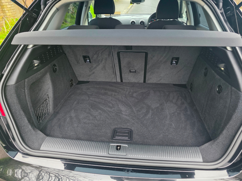 2014 Audi A3 - image 12