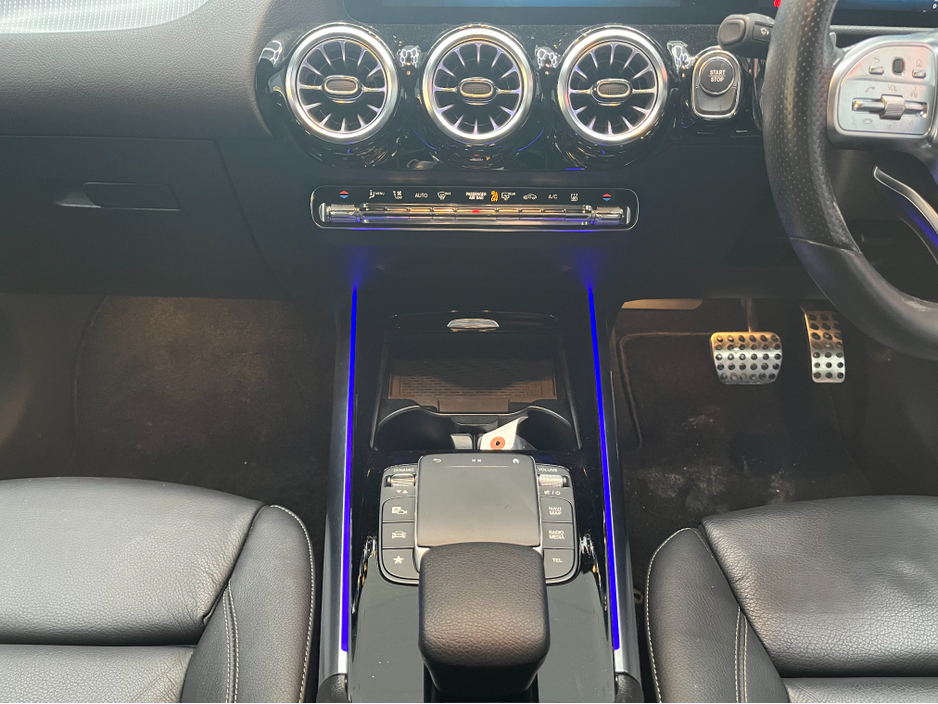 2021 Mercedes-Benz EQA - image 24