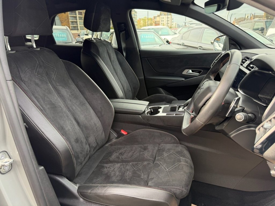 2023 DS Automobiles DS 7 - image 15