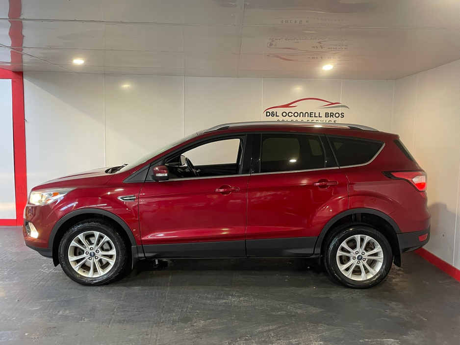 2017 Ford Kuga - image 5