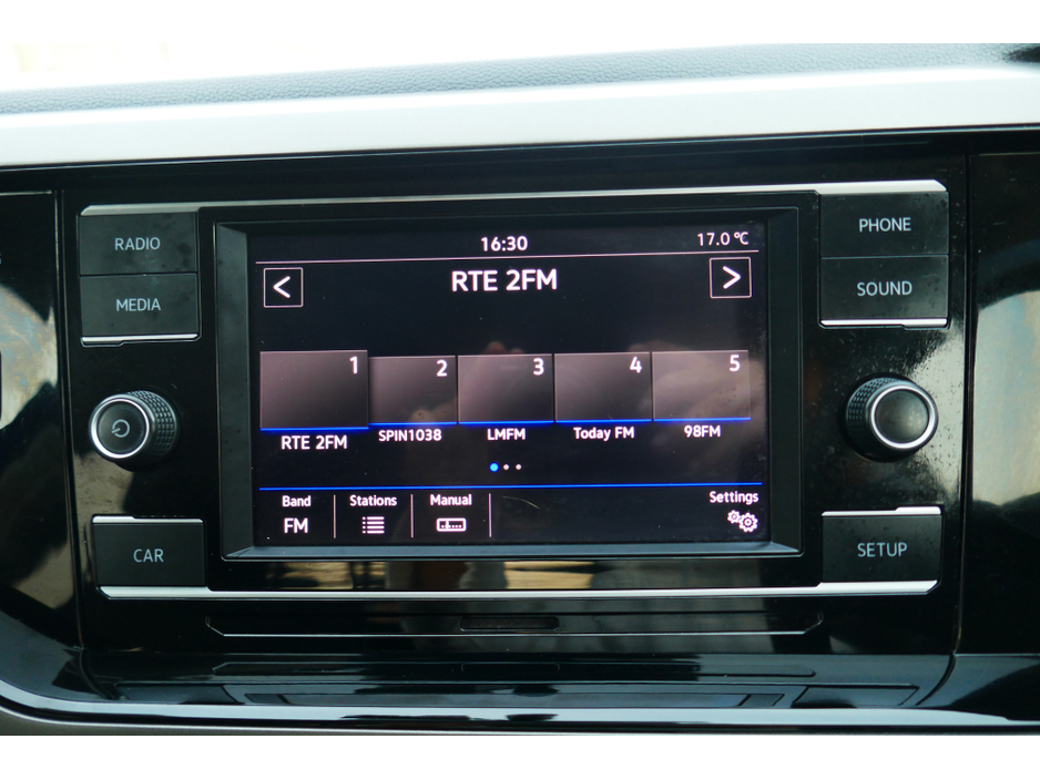 2019 Volkswagen Polo - image 23