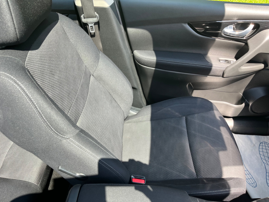 2017 Nissan Qashqai - image 13