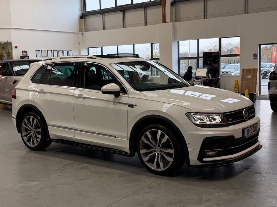 2020 Volkswagen Tiguan - image 25