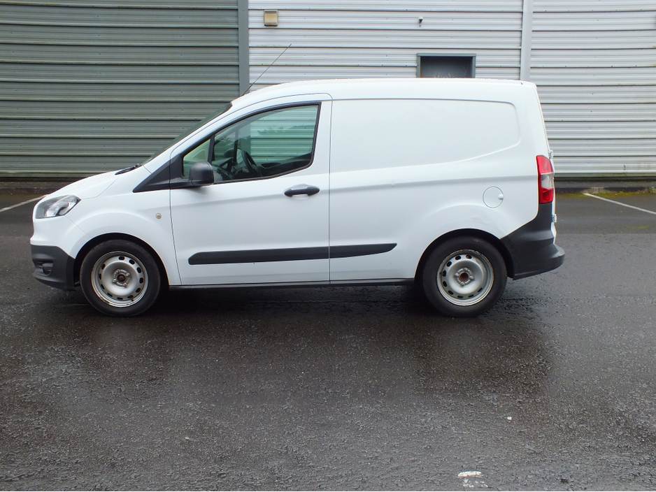 2015 Ford Transit Courier BASE TDCI €7,950