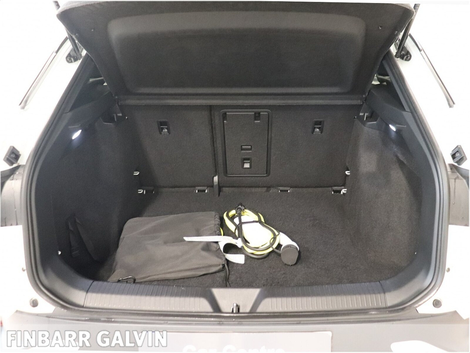 2022 Volkswagen ID.4 - image 15