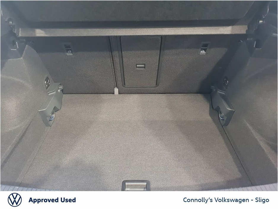 2022 Volkswagen T-Roc - image 10