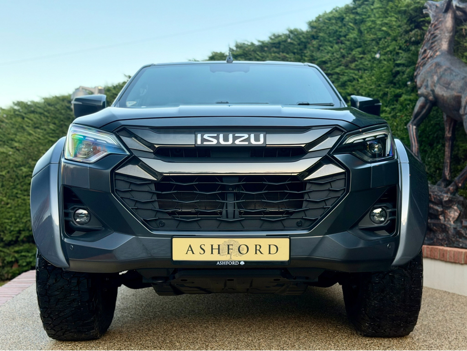 2025 Isuzu D-MAX - image 5