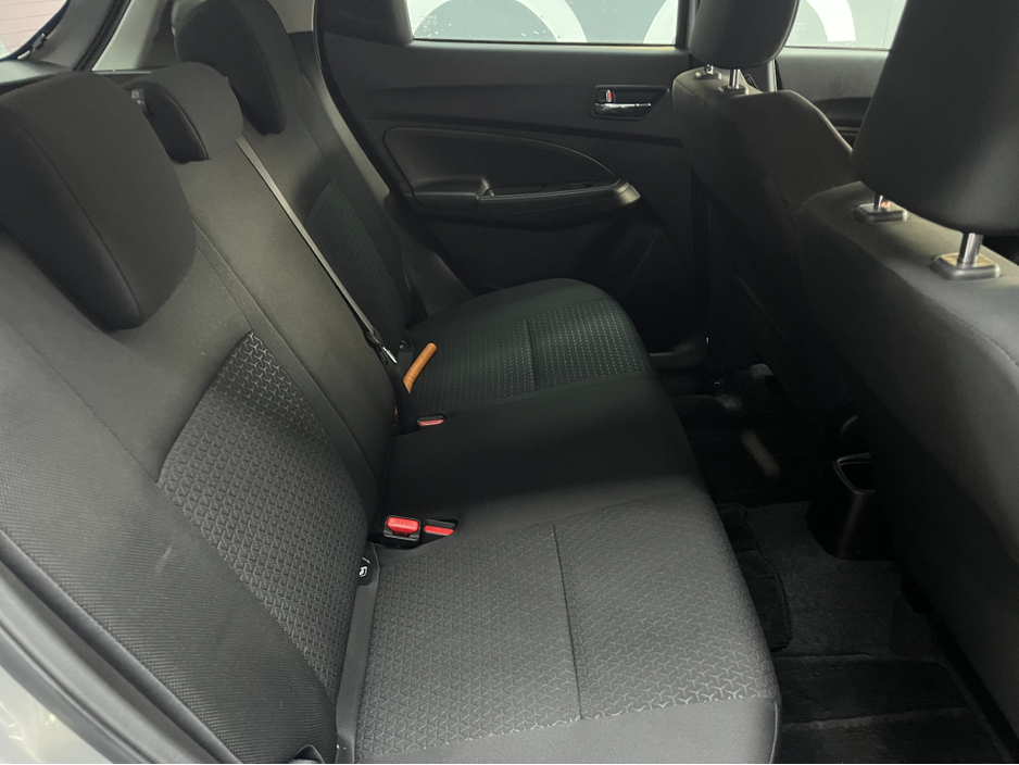 2022 Suzuki Swift - image 11