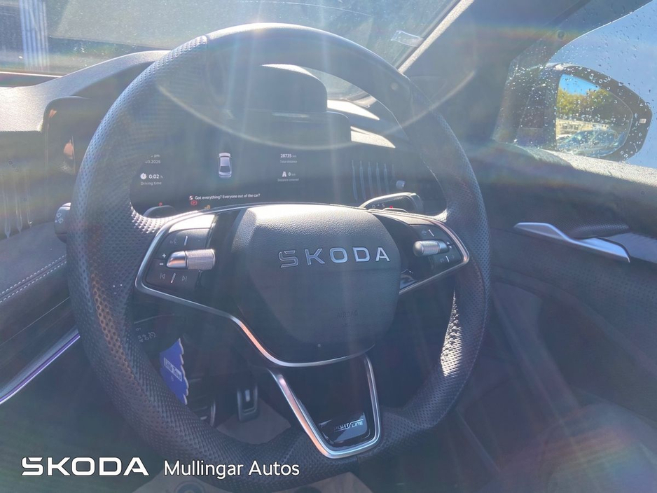 2025 Skoda Superb - image 19
