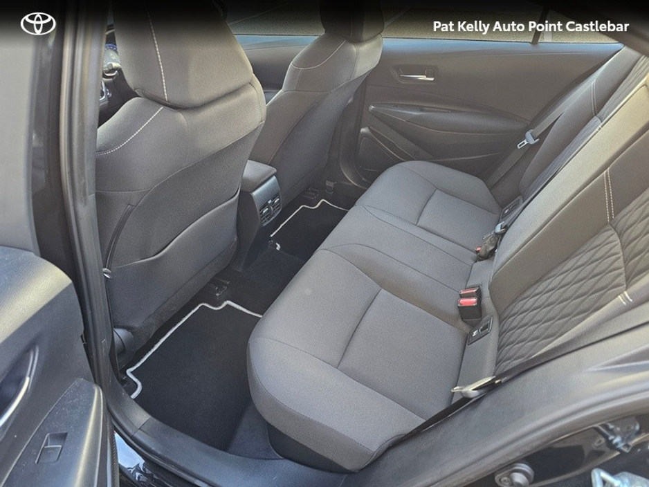 2023 Toyota Corolla - image 7