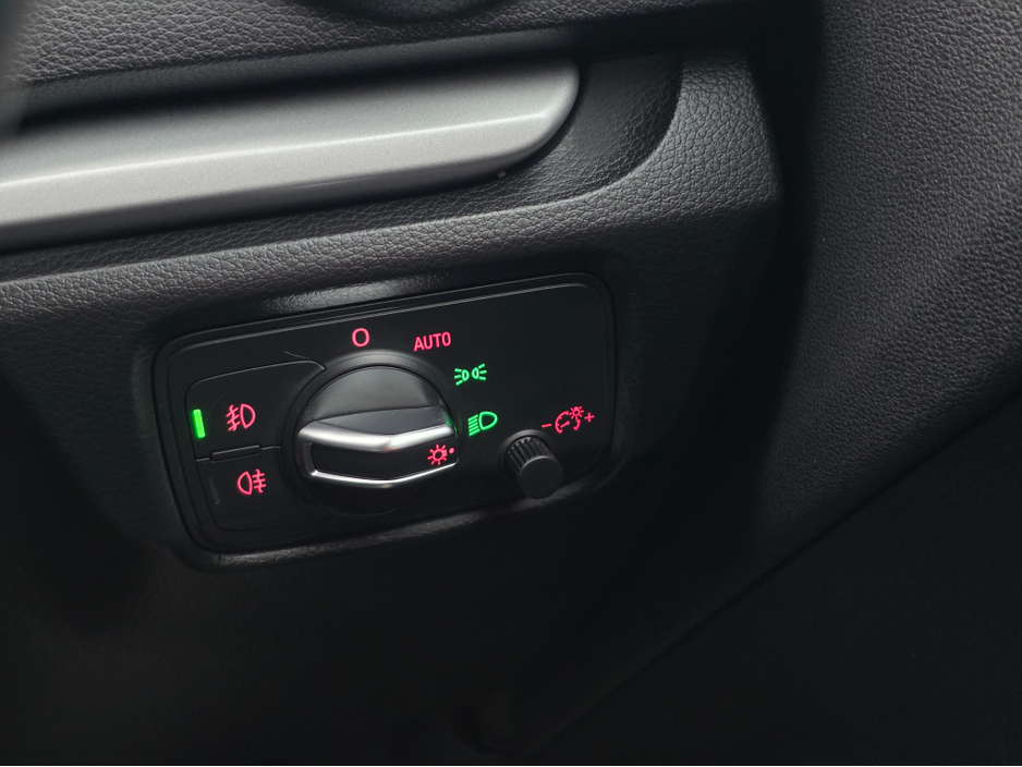 2015 Audi A3 SALOON ( 152 REG 1.4 TFSI AUTOMATIC - REVERSING CAMERA - PARKING SENSORS ALLOYS - SIMI DEALER - LOW ROAD TAX BAND €15,750