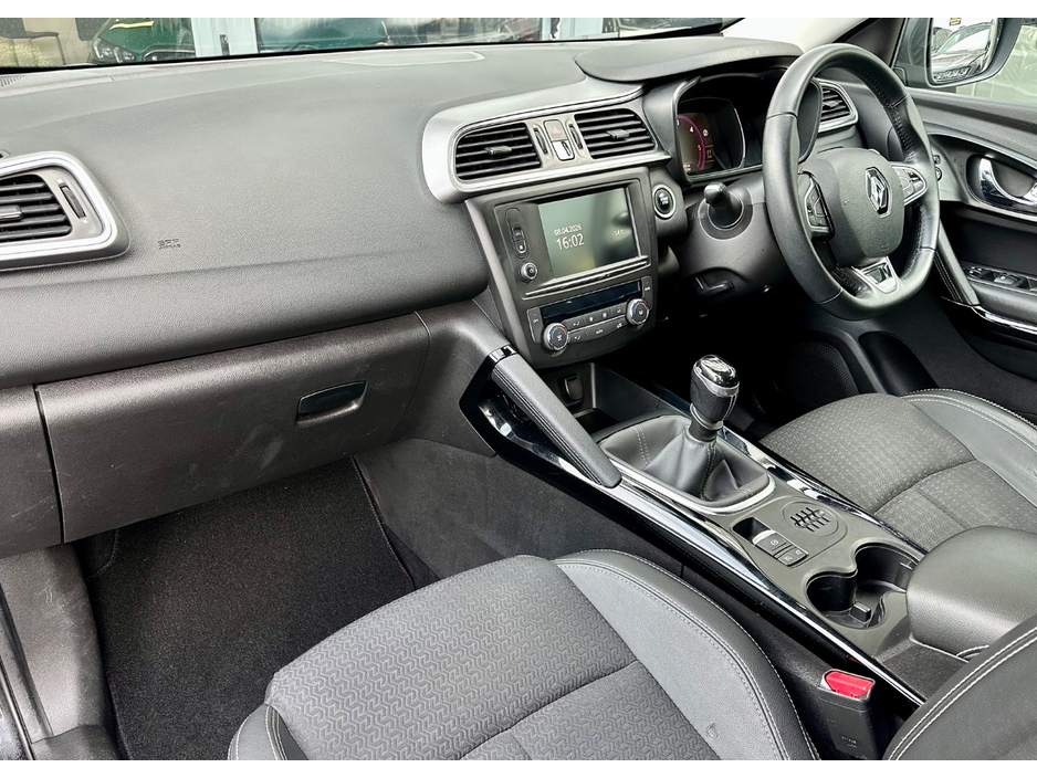 2017 Renault Kadjar - image 5