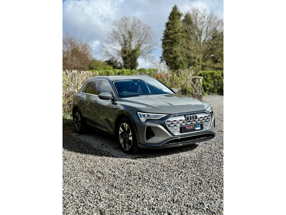 2024 Audi Q8 - image 4