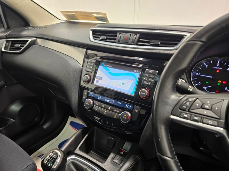 2017 Nissan Qashqai - image 28