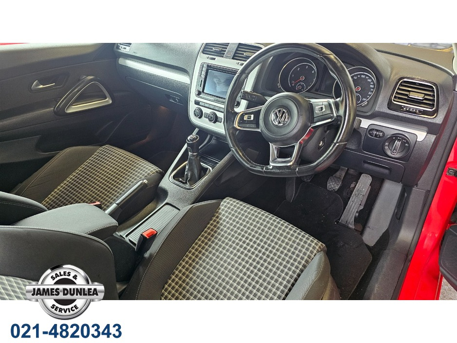 2016 Volkswagen Scirocco - image 9