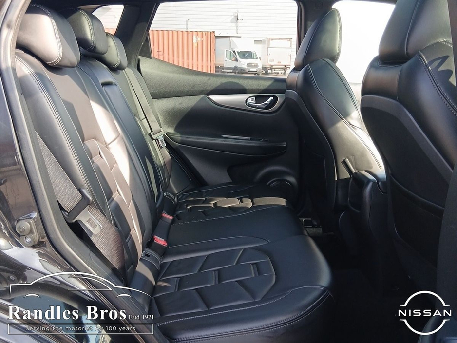2018 Nissan Qashqai - image 11