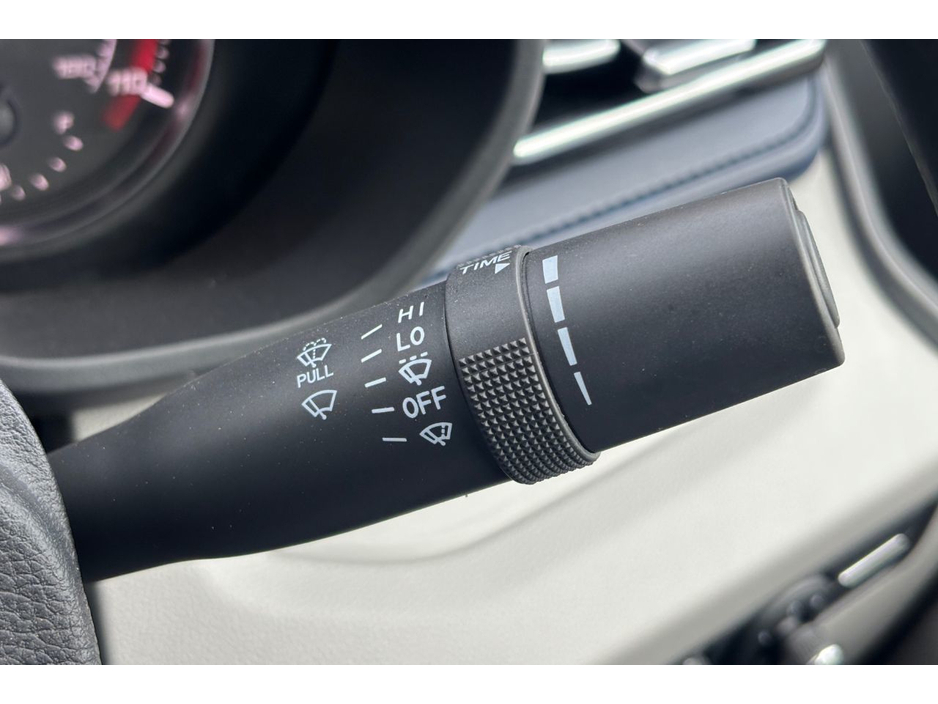 2026 Maxus Deliver 9 BASE L3H2 2.0 TCDI 1 €28,995