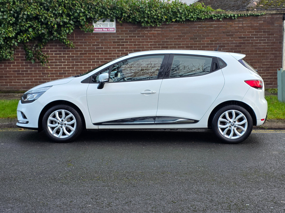 2017 Renault Clio 1.2 16V 75 DYNAMIQUE NAV €9,995