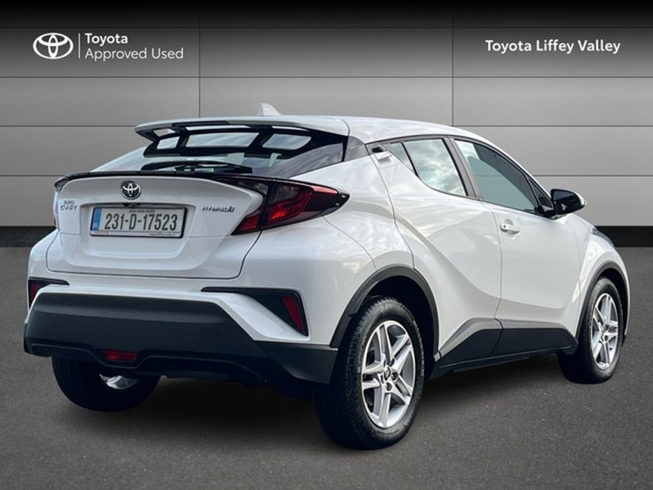 2023 Toyota C-HR HYBRID LUNA 4DR AUTO €28,950