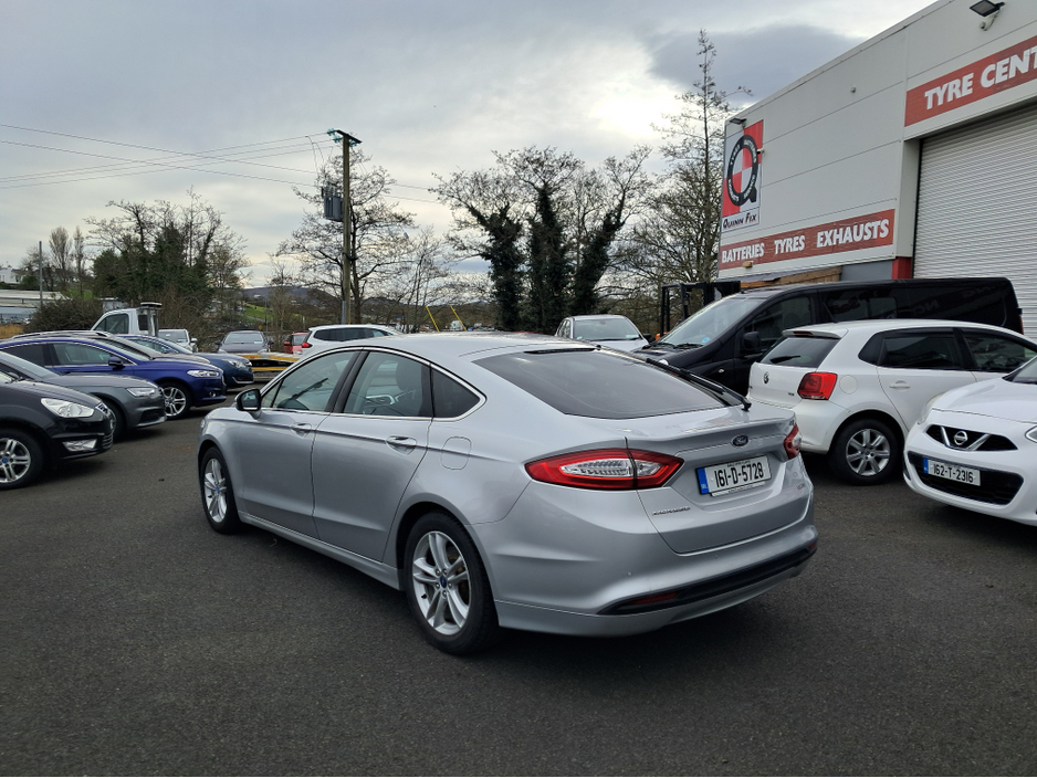 2016 Ford Mondeo - image 3