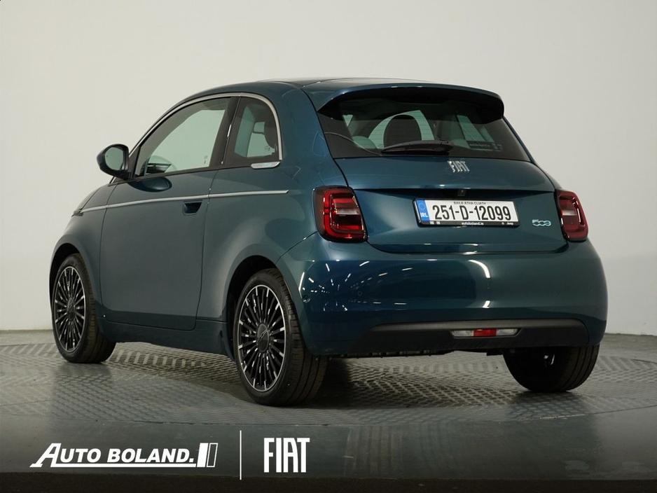 2025 Fiat 500e LA PRIMA 42KWH €26,950