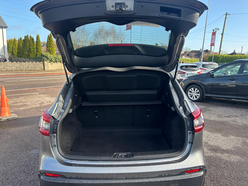 2020 Nissan Qashqai - image 7