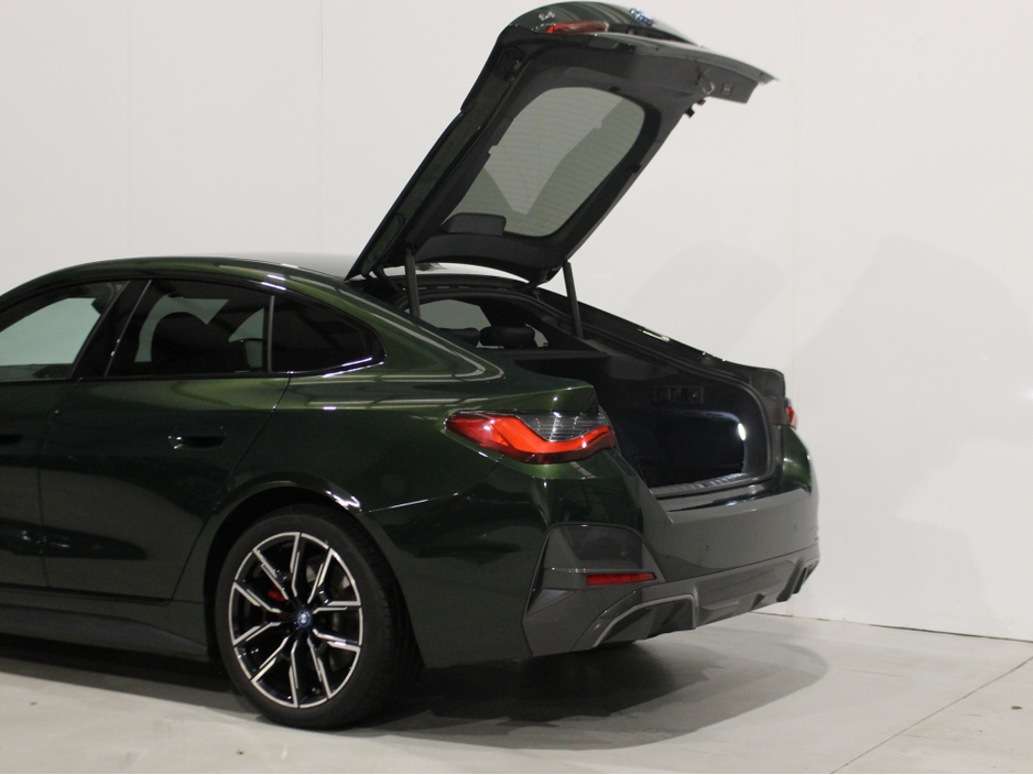 2022 BMW i4 EDRIVE40 M SPORT €35,950