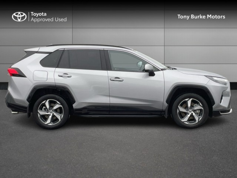2025 Toyota Rav4 - PHEV - Plug InHybrid - Save EUR 3,400 - Free Services Offer Included - SOL Model + Sidesteps // Remote Central Locking // Front Electric Windows // Rear Electric Windows // Electric Mirrors // Heate €51,945