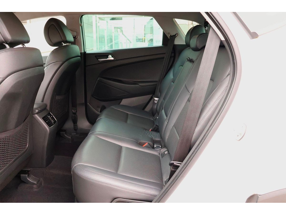 2018 Hyundai Tucson - image 18