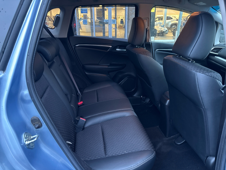 2017 Honda Fit 1.5L Petrol Hybrid Automatic €11,950