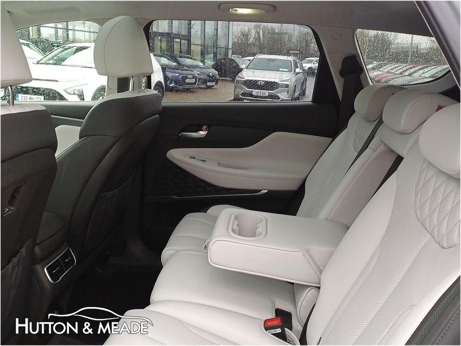 2023 Hyundai Santa Fe Premium PHEV 1.6 Petrol 5dr €48,999