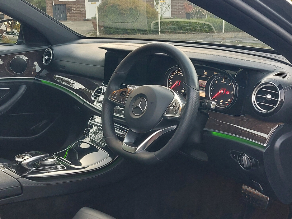 2016 Mercedes-Benz E Class - image 18