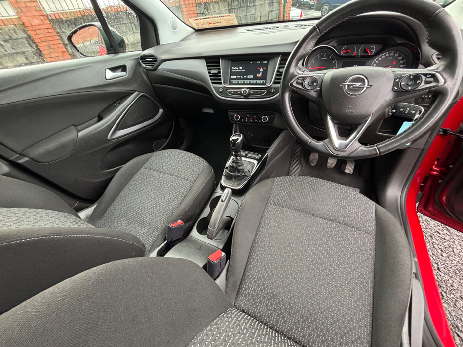 2023 Opel Crossland X  €15,000