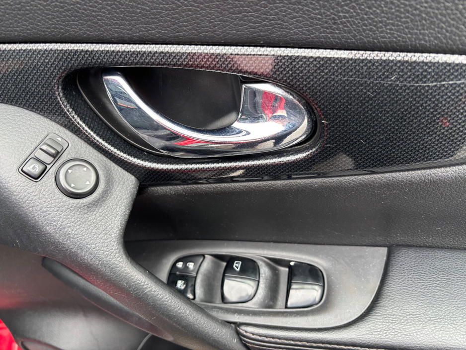 2015 Nissan X-Trail - image 24