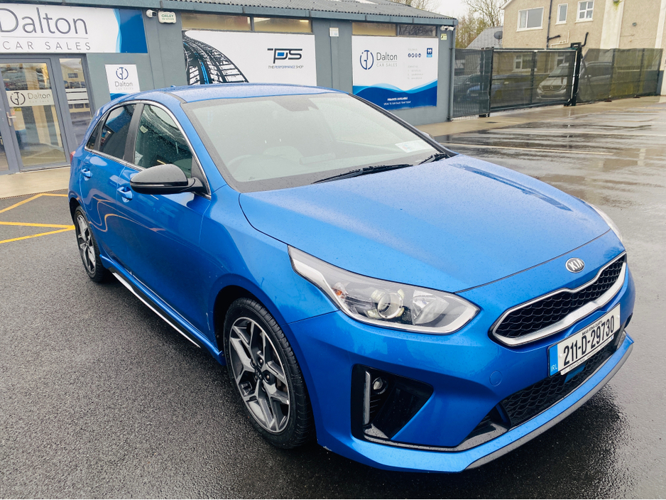 2021 Kia Ceed - image 3