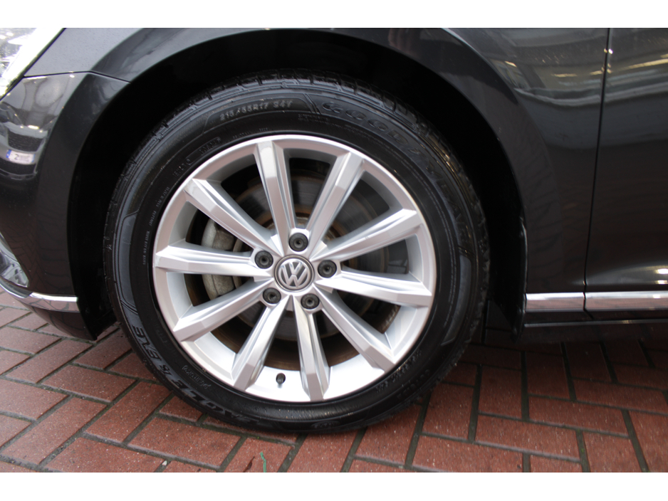 2018 Volkswagen Passat 2.0TDI 150BHP ELEGANCE EDITION 4DR SALOON // 1 OWNER IN IMMACULATE CONDITION // WELL WORTH VIEWING // BUY WITH CONFIDENCE AA AND SIMI APPROVED DEALER 2025 // FINANCE ARRANGED // TRADE INS WELCOME // €19,950