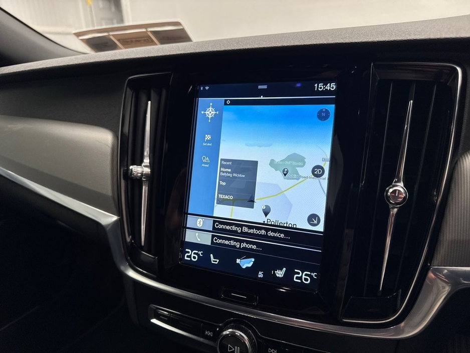 2018 Volvo S90 - image 17