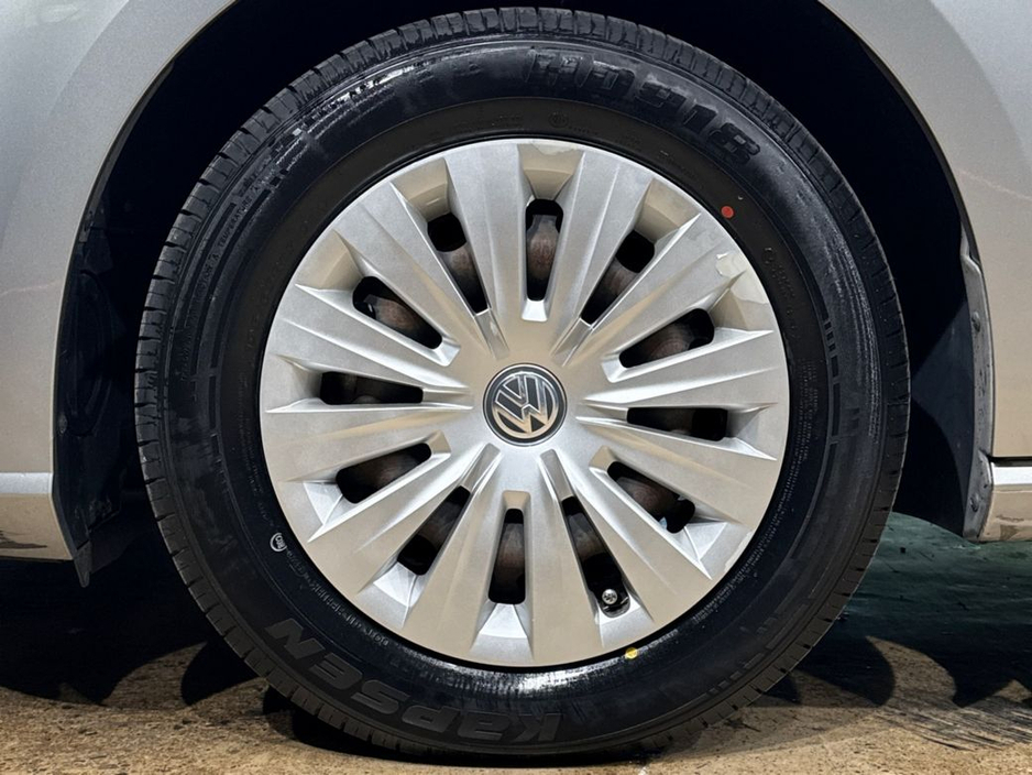 2018 Volkswagen Golf - image 10