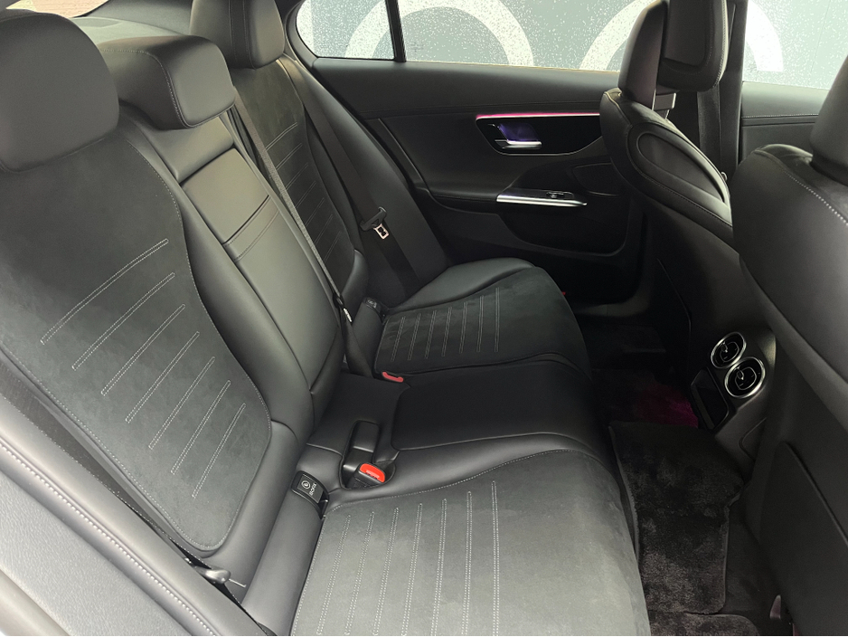 2024 Mercedes-Benz C Class 2024 MERCEDES-BENZ C350E SP 2.0 AUTOMATIC / CRUISE CONTROL / 360° PARKING CAMERA / ELECTRIC MEMORY HEATED REAR & FRONT SEATS / PADDLE SHIFTERS / PANORAMIC SUNROOF / AMBIENT LIGHTS / APPLE CARPLAY €54,950