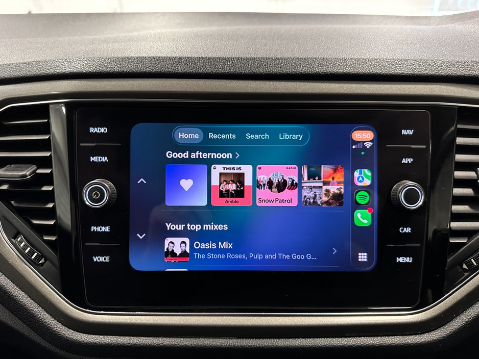 2021 Volkswagen T-Roc - image 30